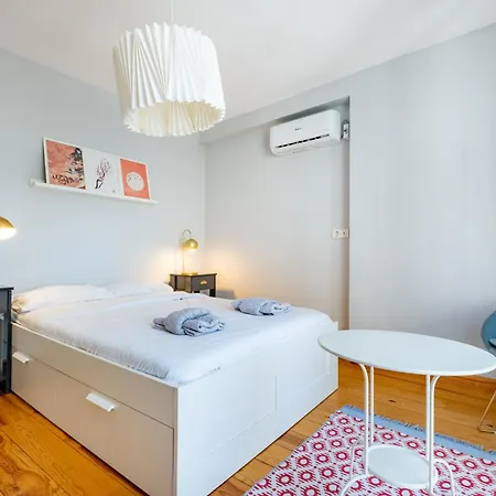 Apartmán Stylish Duplex With Elevator